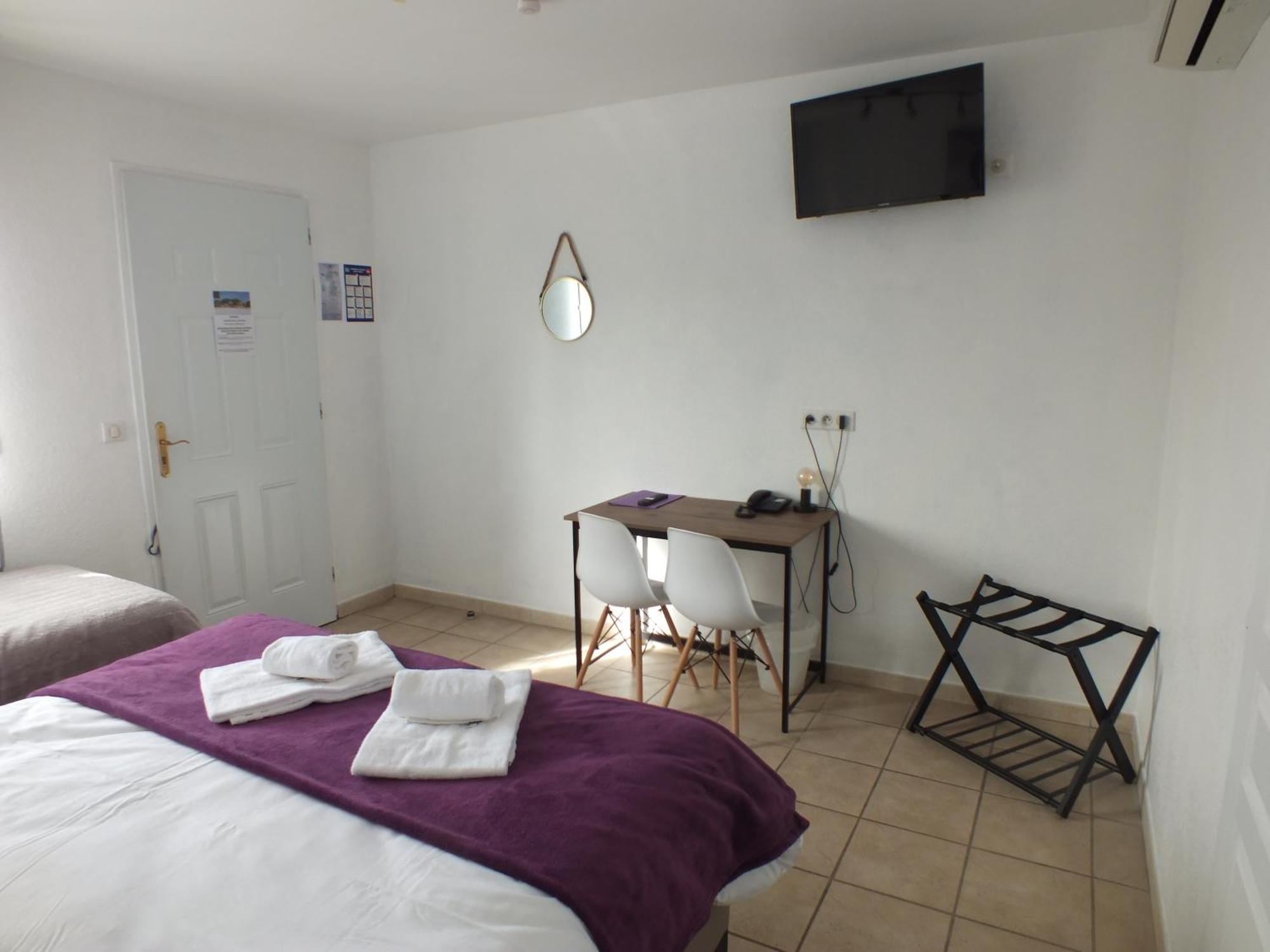 Logis Hotel Restaurant Le Clos Saint Loup Bram Luaran gambar